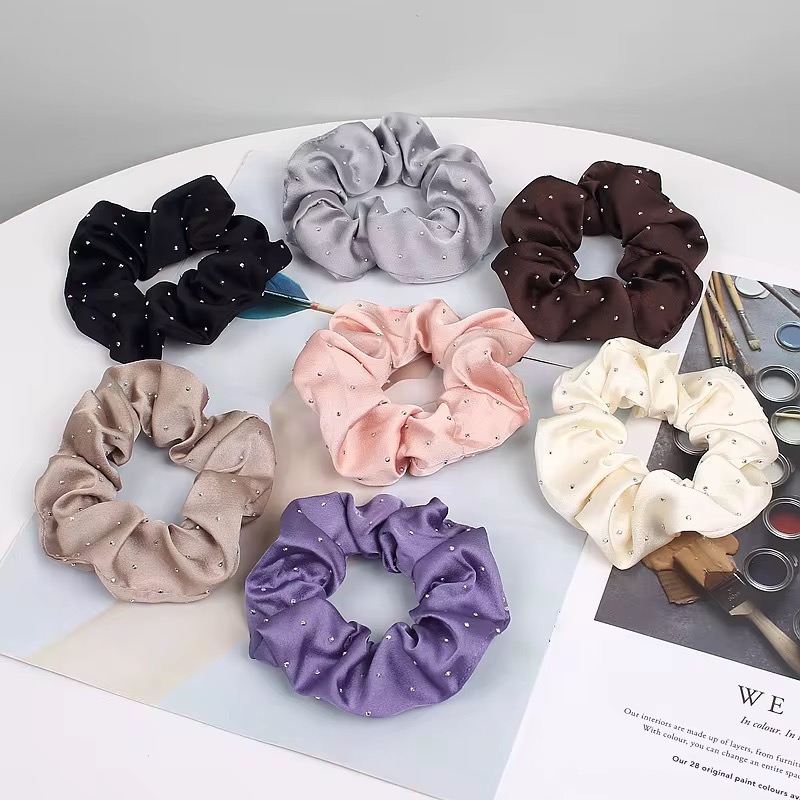 ربطة شعر ساتان 